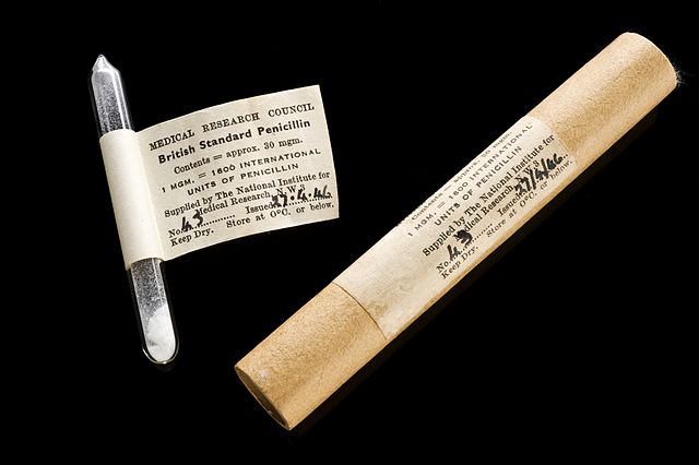 Phial of penicillin from 1946, marking the advent of the now-closing "antibiotic era".