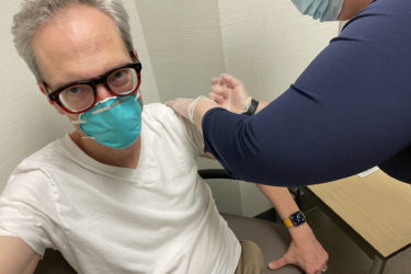 Dr. Gorski gets the COVID-19 vaccine